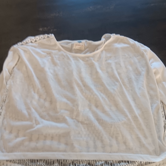 Sadie Robertson Wild Blue White shirt with lace back.  Boho, gypsy - Picture 4 of 10